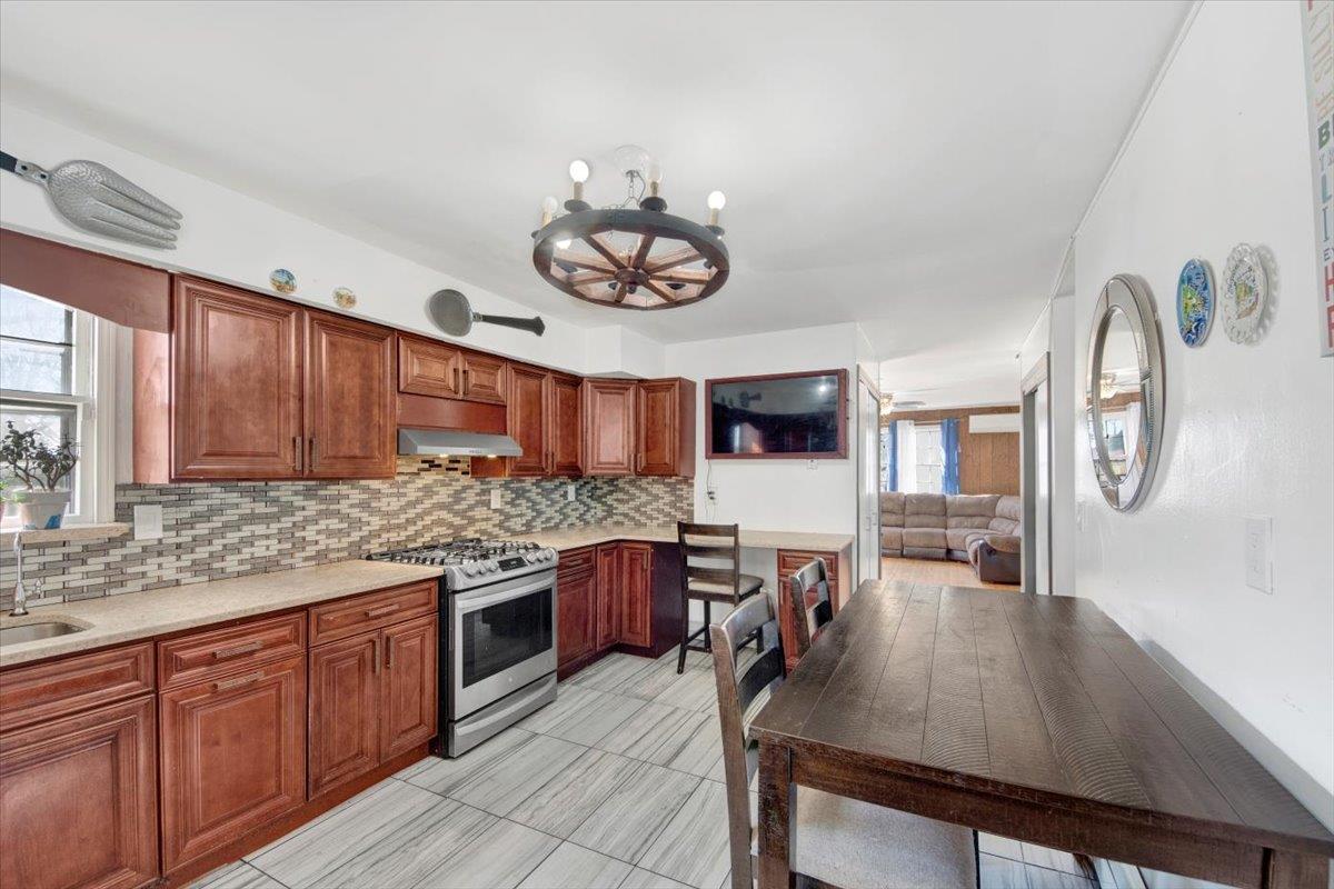 Single Family Commonwealth  Westchester County, NY 10550, MLS-842348-11