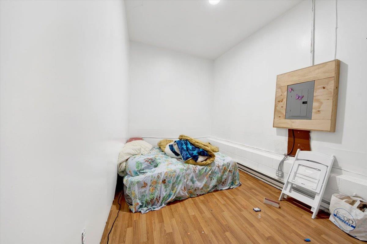 Single Family Commonwealth  Westchester County, NY 10550, MLS-842348-34