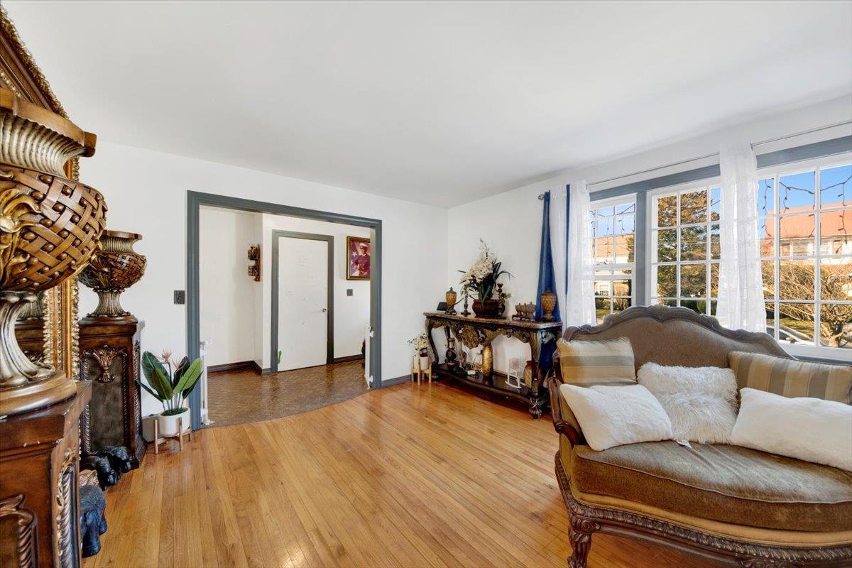 Single Family Commonwealth  Westchester County, NY 10550, MLS-842348-4
