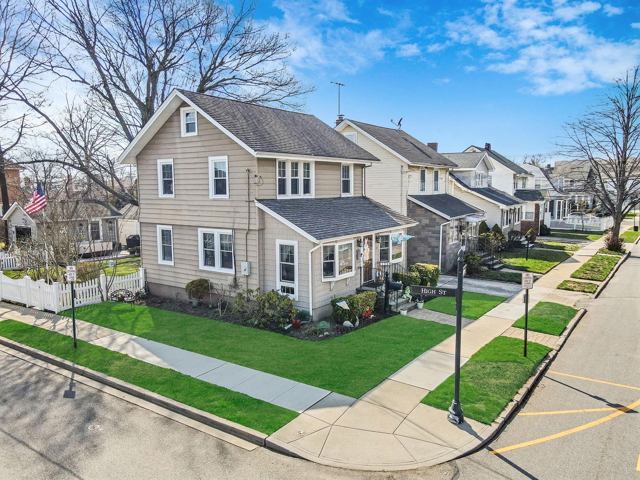 Single Family Scranton  Nassau County, NY 11563, MLS-842365-2