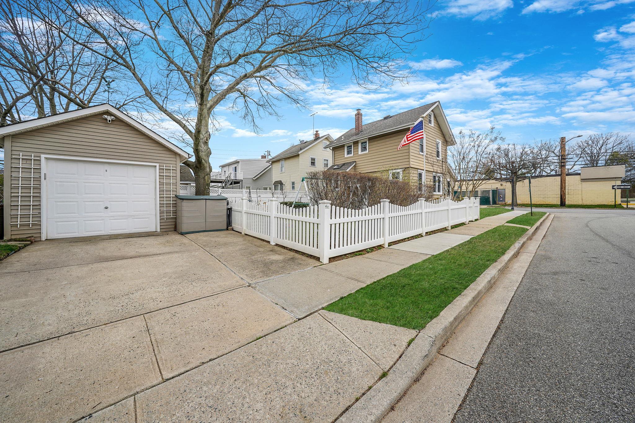Single Family Scranton  Nassau County, NY 11563, MLS-842365-27