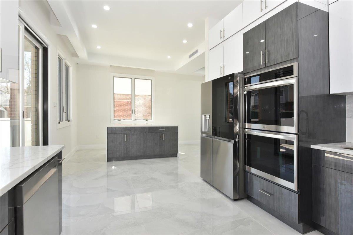 Single Family 173  Queens, NY 11366, MLS-842393-13
