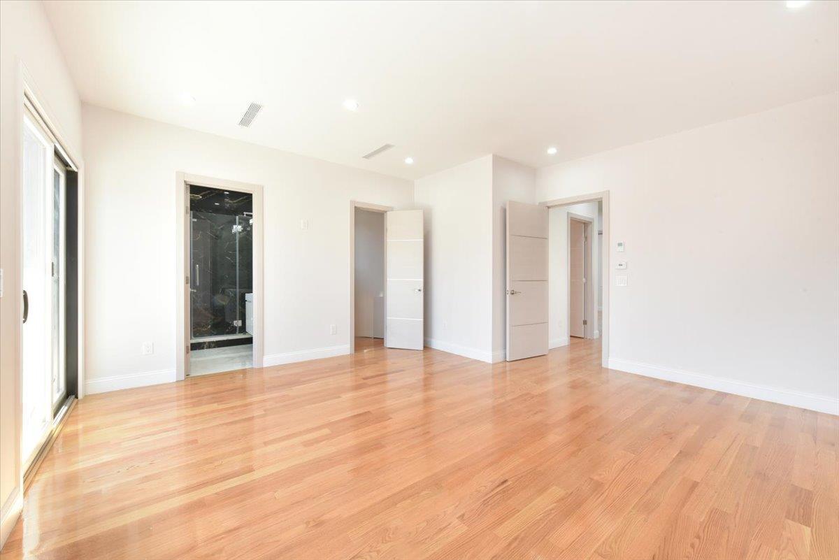 Single Family 173  Queens, NY 11366, MLS-842393-26