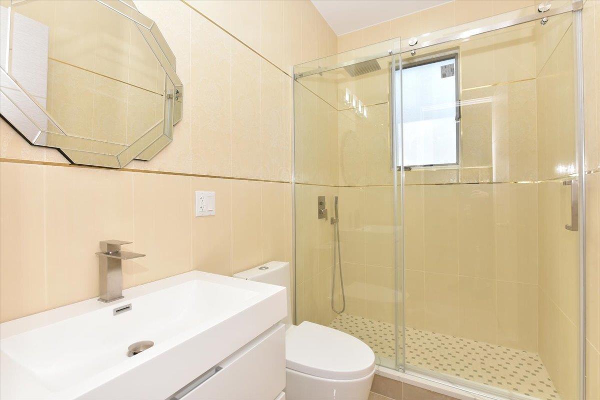 Single Family 173  Queens, NY 11366, MLS-842393-27