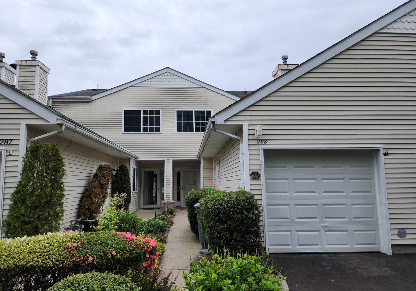 Condo in Brookhaven - Ranch  Suffolk County, NY 11949