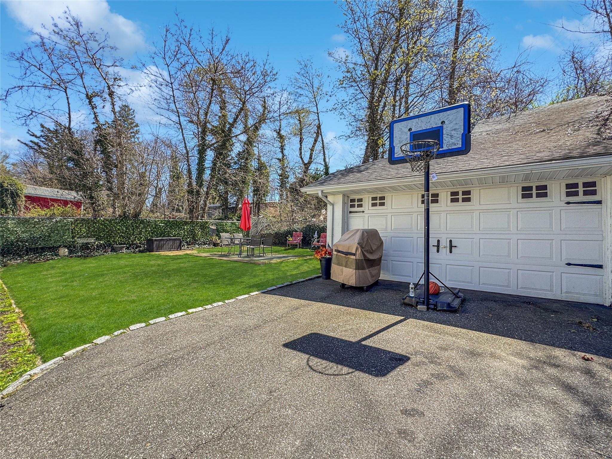 Single Family Elm  Nassau County, NY 11542, MLS-842422-13