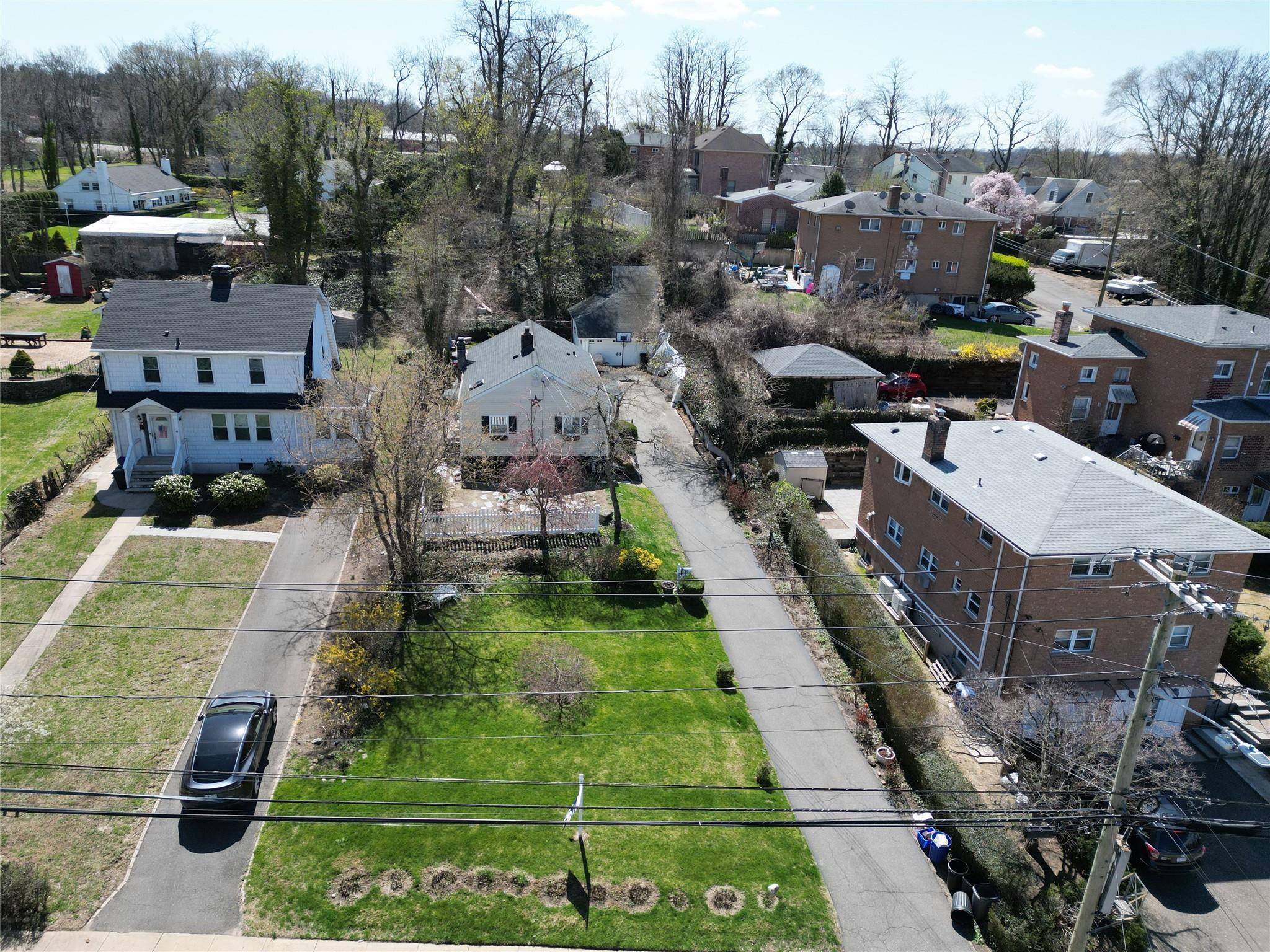 Single Family Elm  Nassau County, NY 11542, MLS-842422-16