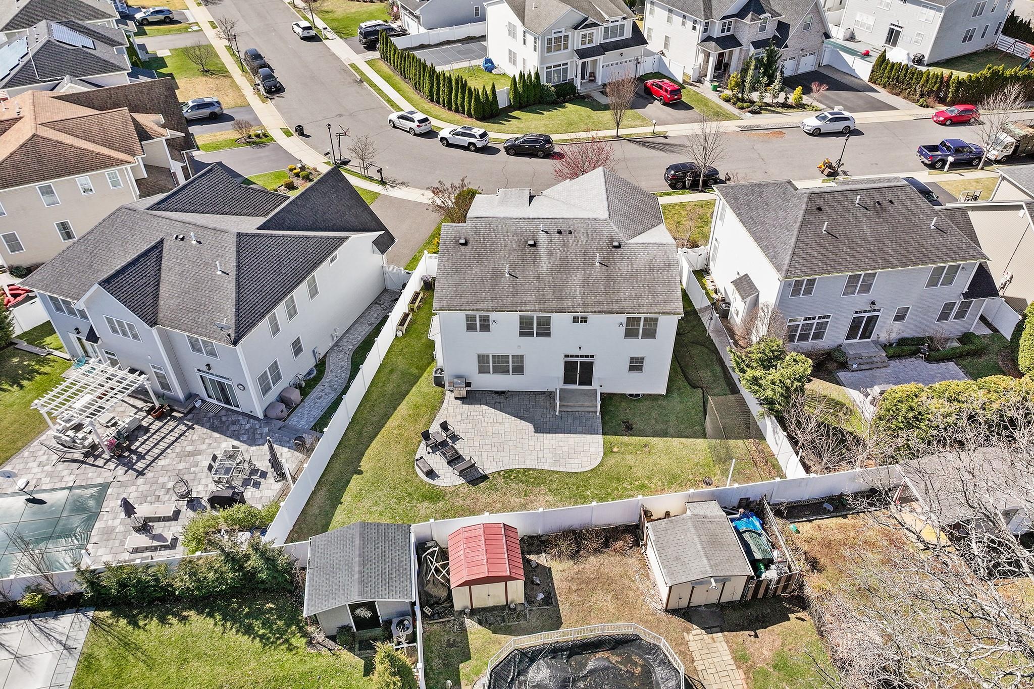 Single Family Horseshoe  Nassau County, NY 11710, MLS-842430-43
