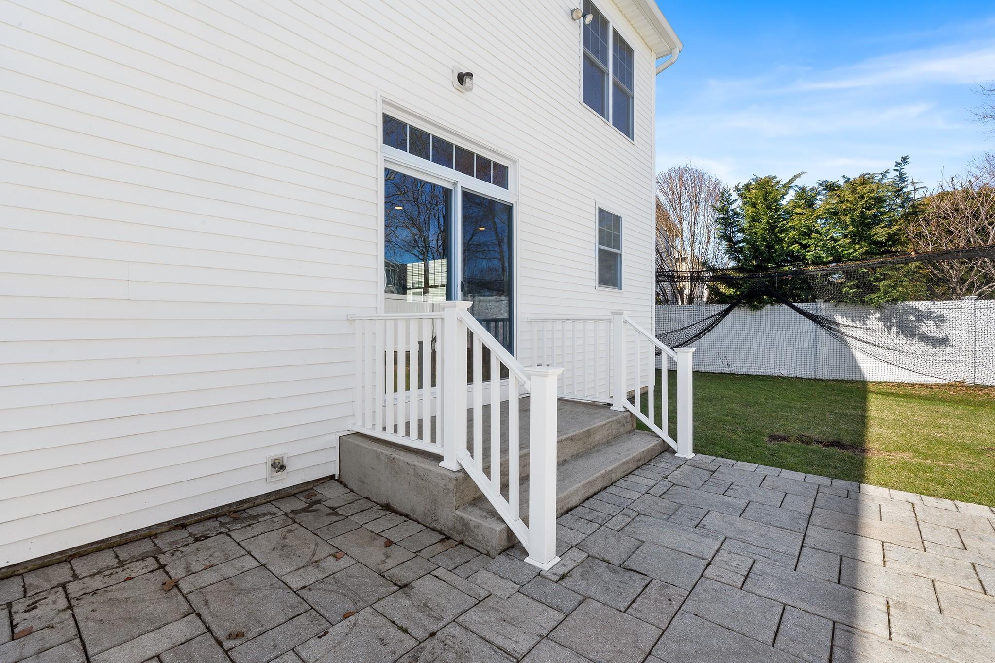 Single Family Horseshoe  Nassau County, NY 11710, MLS-842430-48