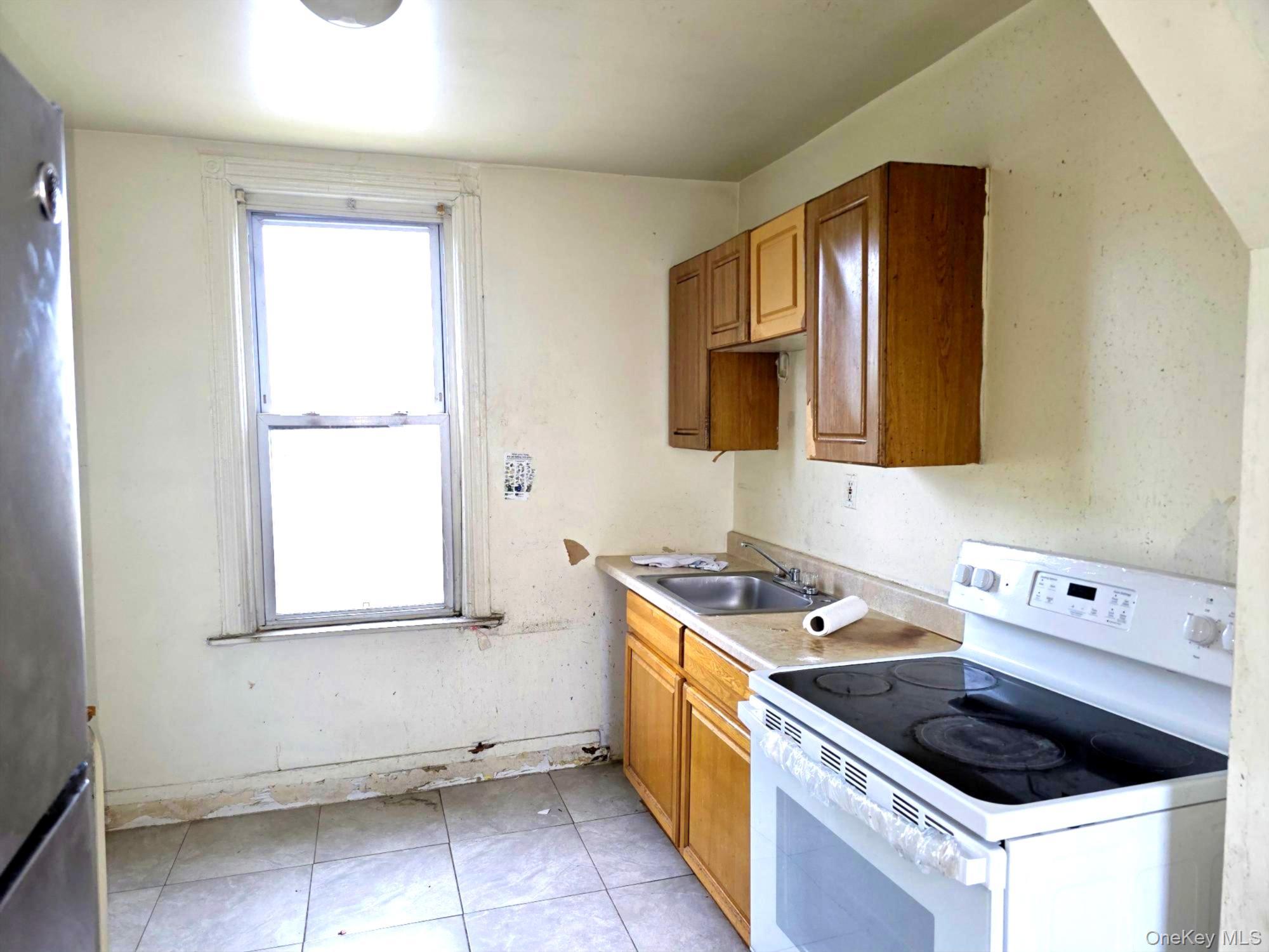 Single Family 223rd  Bronx, NY 10466, MLS-842440-14