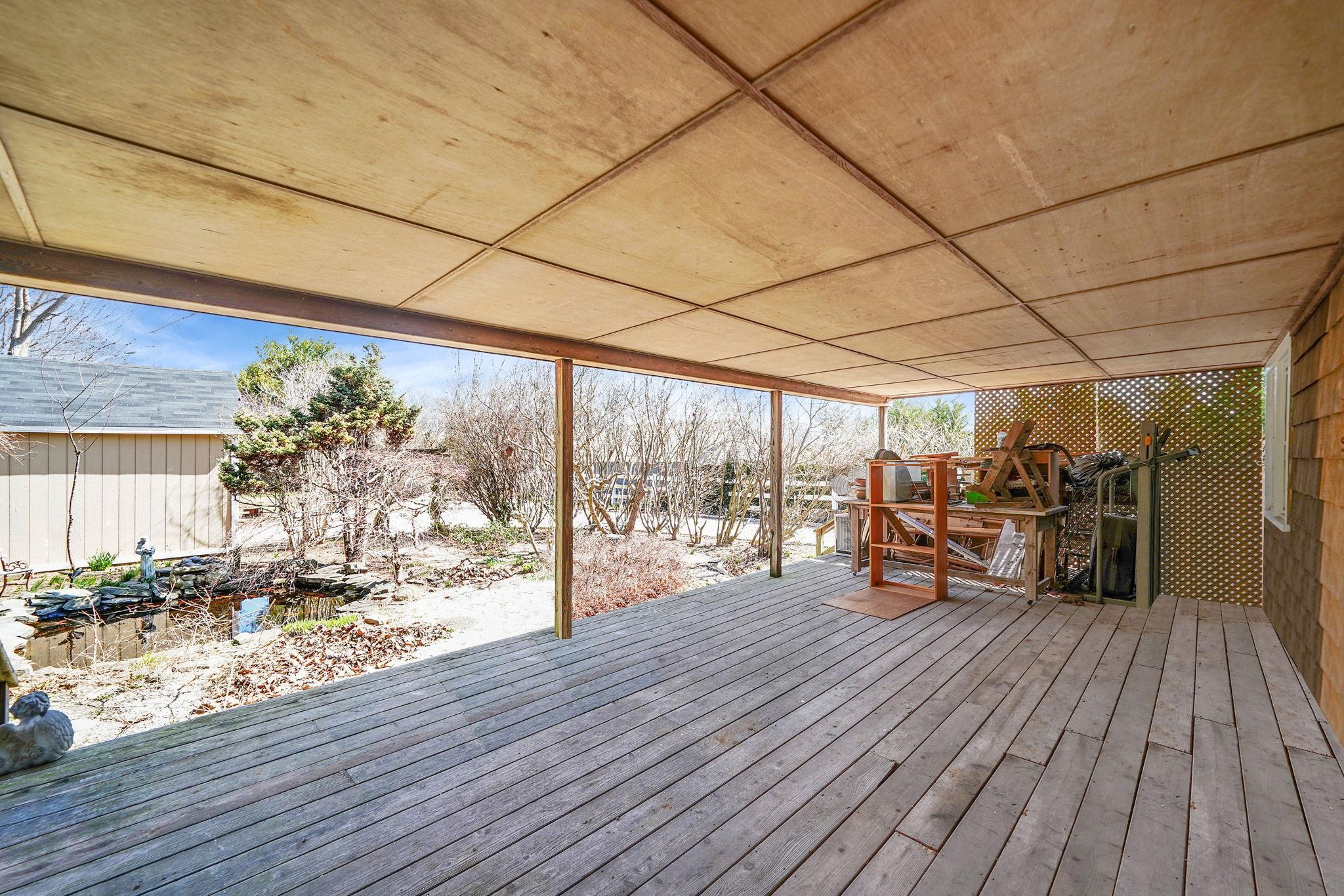 Single Family Depot  Suffolk County, NY 11935, MLS-842442-7