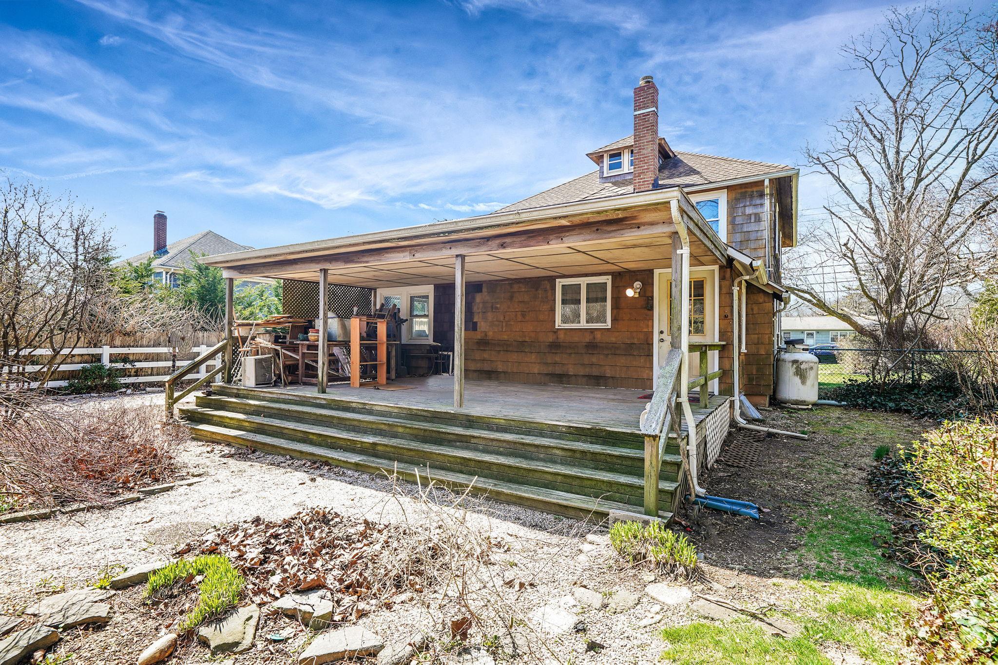 Single Family Depot  Suffolk County, NY 11935, MLS-842442-8