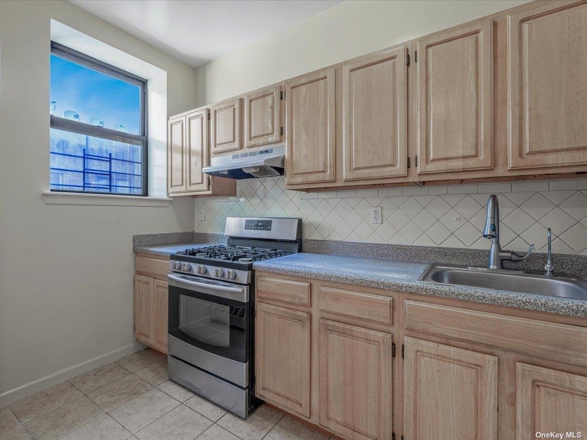 Coop 136th  Manhattan, NY 10031, MLS-842472-10