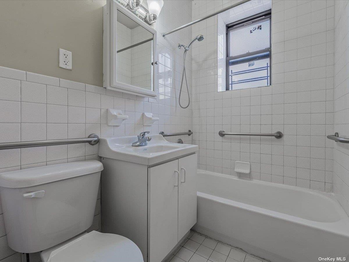 Coop 136th  Manhattan, NY 10031, MLS-842472-21