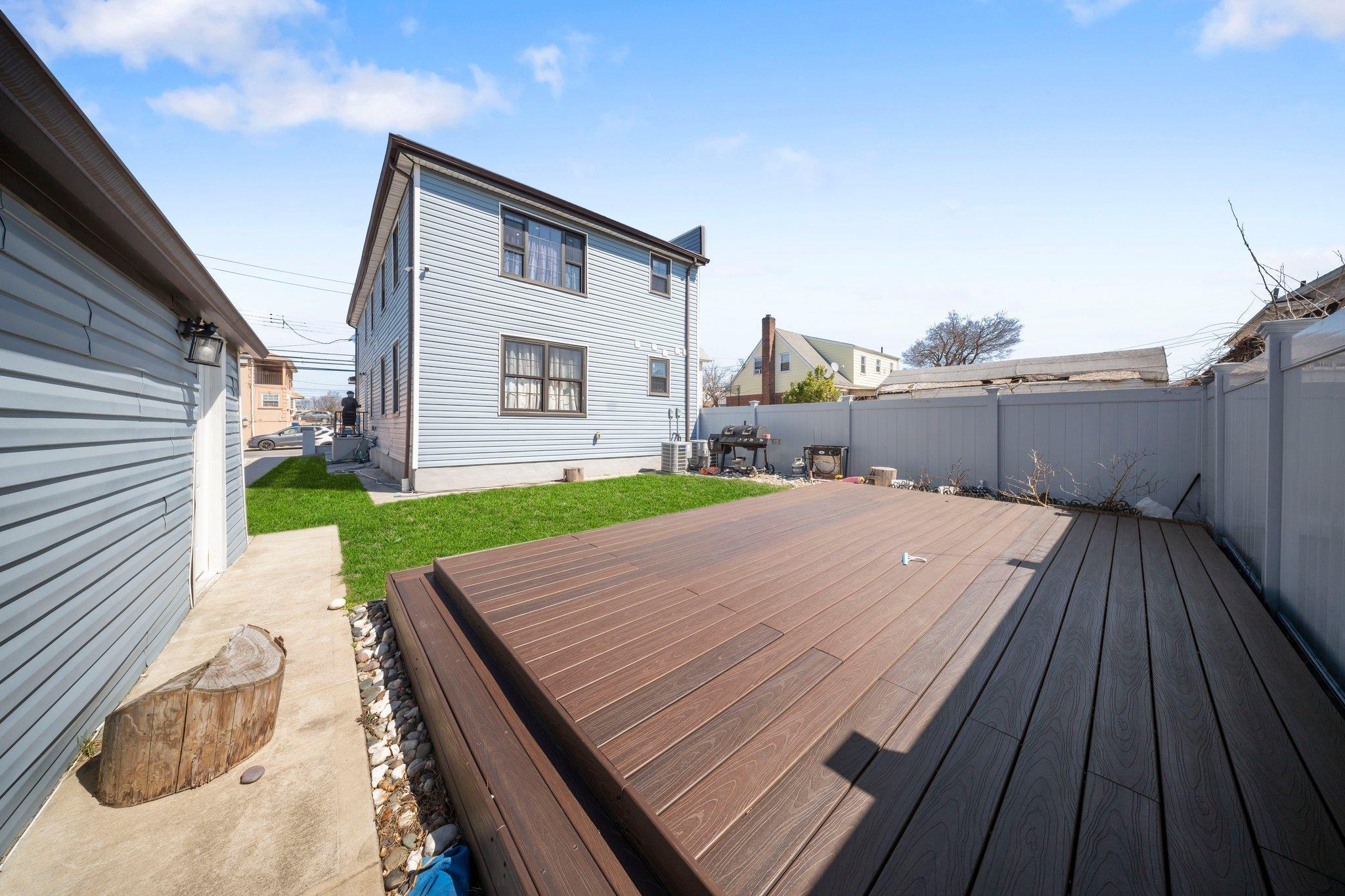 Single Family 145th  Queens, NY 11413, MLS-842486-34