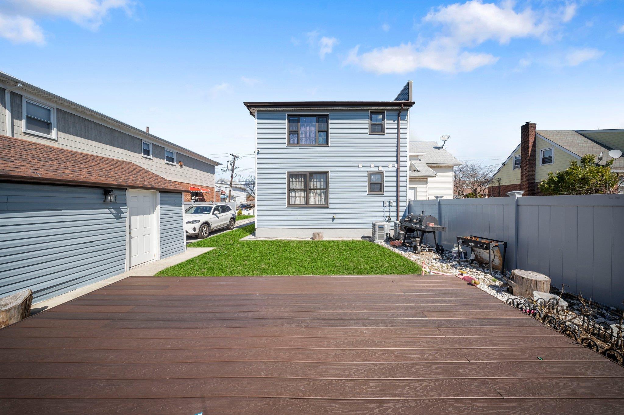 Single Family 145th  Queens, NY 11413, MLS-842486-35