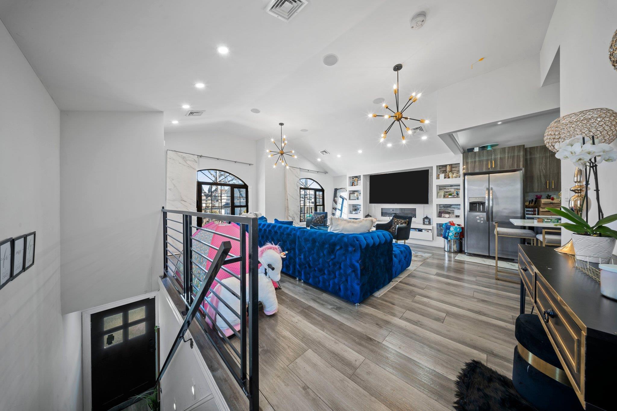 Single Family 145th  Queens, NY 11413, MLS-842486-9