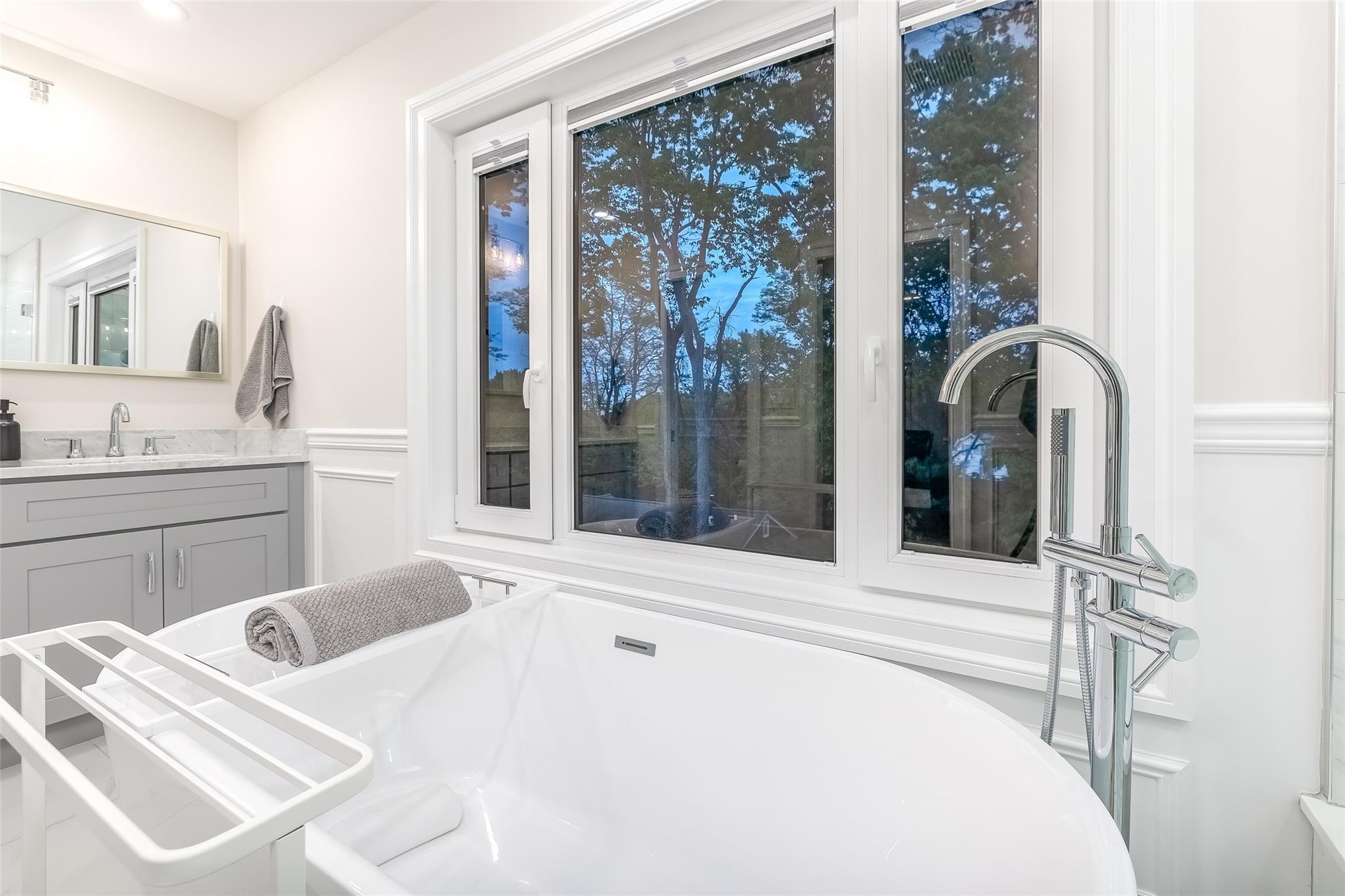 Single Family Broadview  Suffolk County, NY 11754, MLS-842489-19