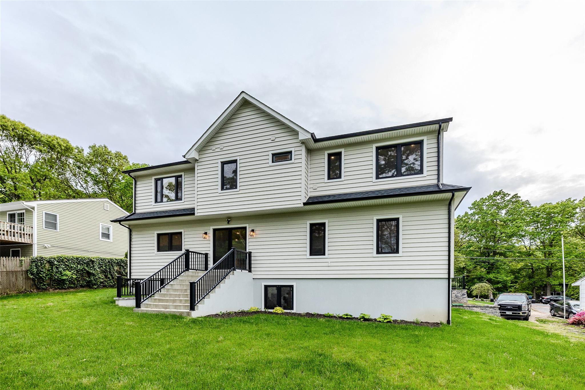 Single Family Broadview  Suffolk County, NY 11754, MLS-842489-29
