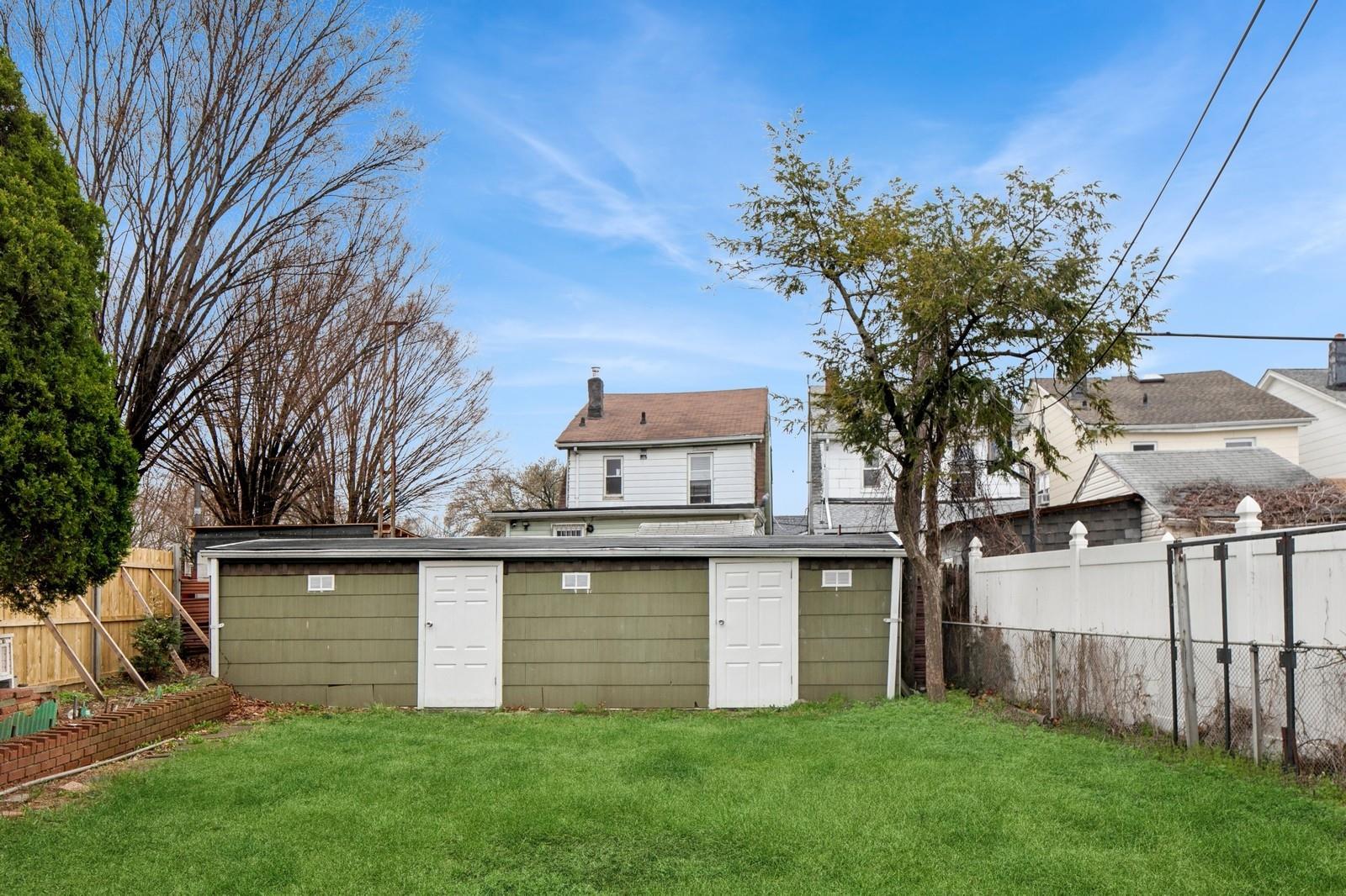 Single Family Kissena  Queens, NY 11355, MLS-842499-27