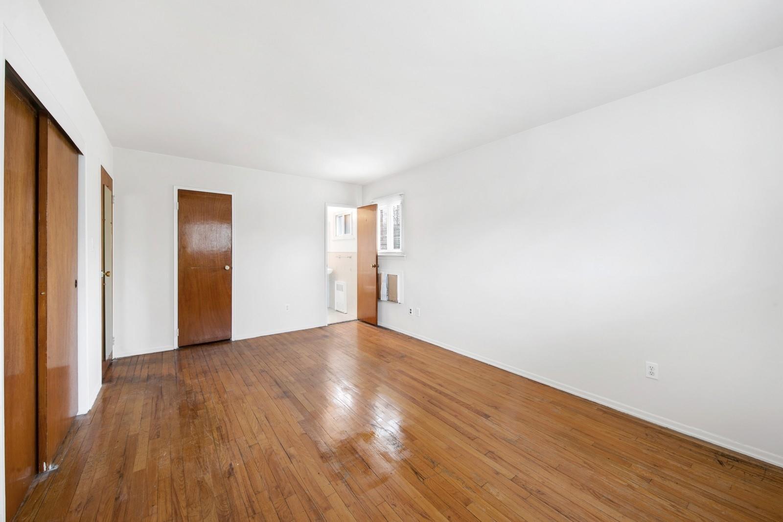 Single Family Kissena  Queens, NY 11355, MLS-842499-7