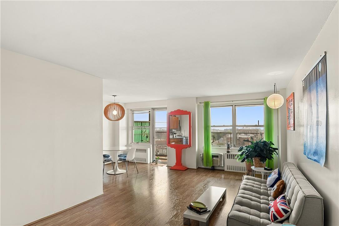 Coop Olinville  Bronx, NY 10467, MLS-842501-4