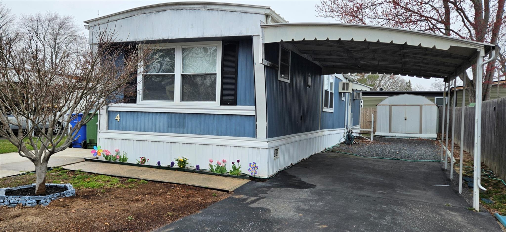 Single Family Mindy Lane.  Suffolk County, NY 11716, MLS-842509-4