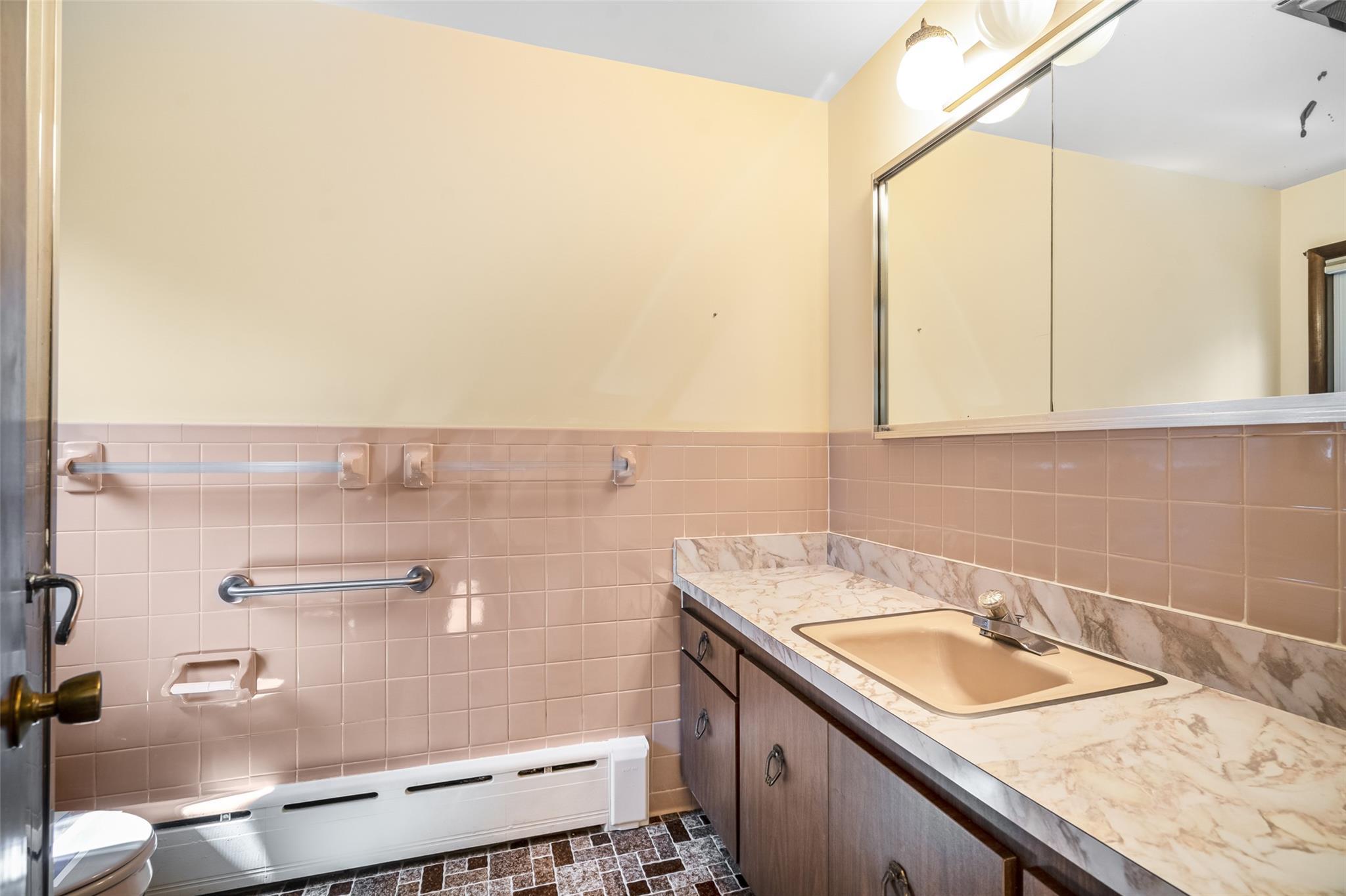 Single Family Harbor  Westchester County, NY 10573, MLS-842554-13