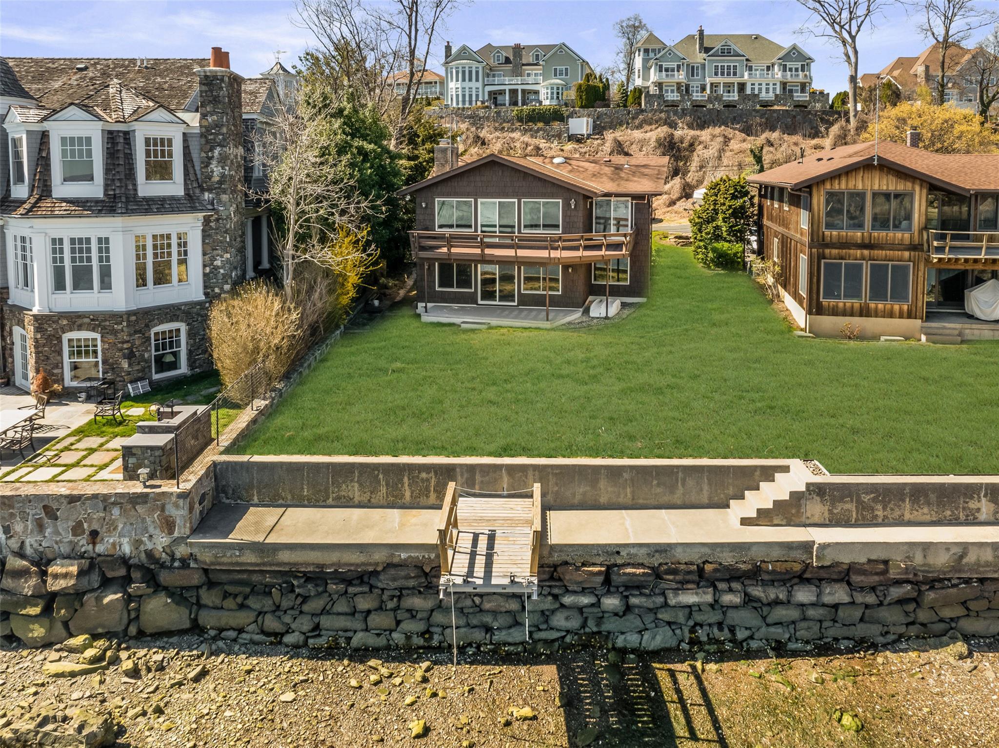 Single Family Harbor  Westchester County, NY 10573, MLS-842554-2