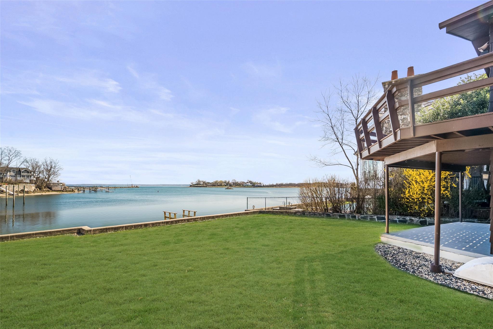 Single Family Harbor  Westchester County, NY 10573, MLS-842554-23