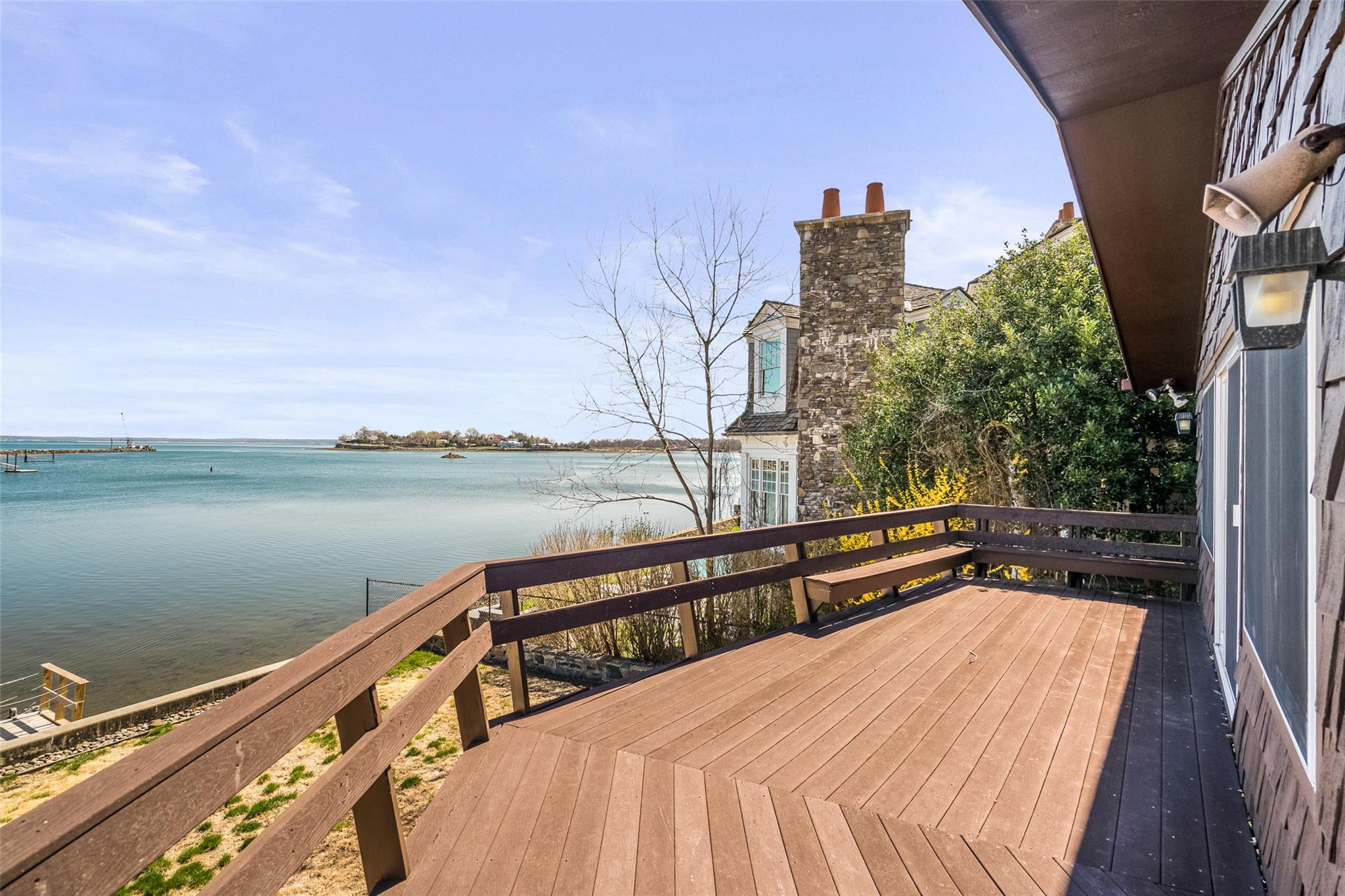 Single Family Harbor  Westchester County, NY 10573, MLS-842554-24