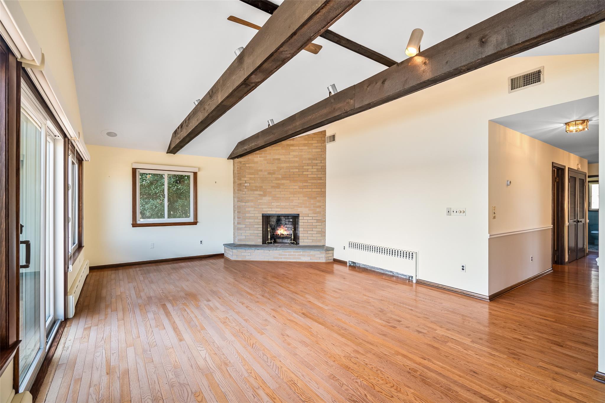 Single Family Harbor  Westchester County, NY 10573, MLS-842554-4