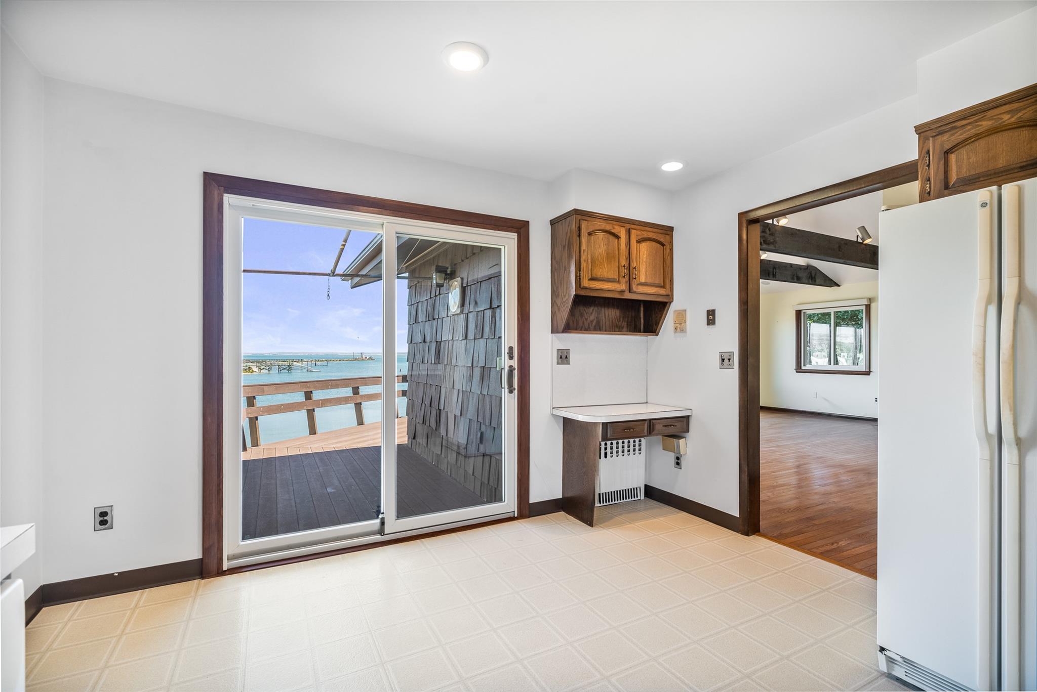 Single Family Harbor  Westchester County, NY 10573, MLS-842554-9