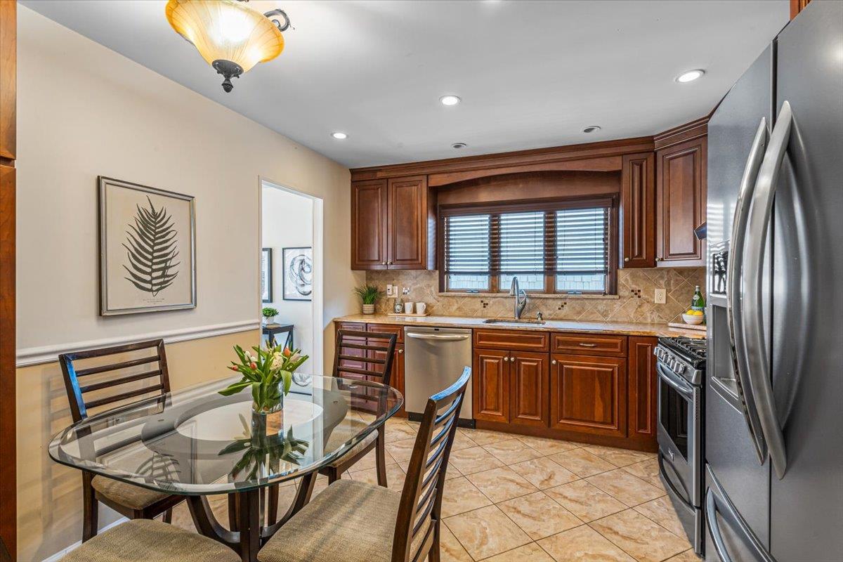 Single Family 164th  Queens, NY 11414, MLS-842559-10