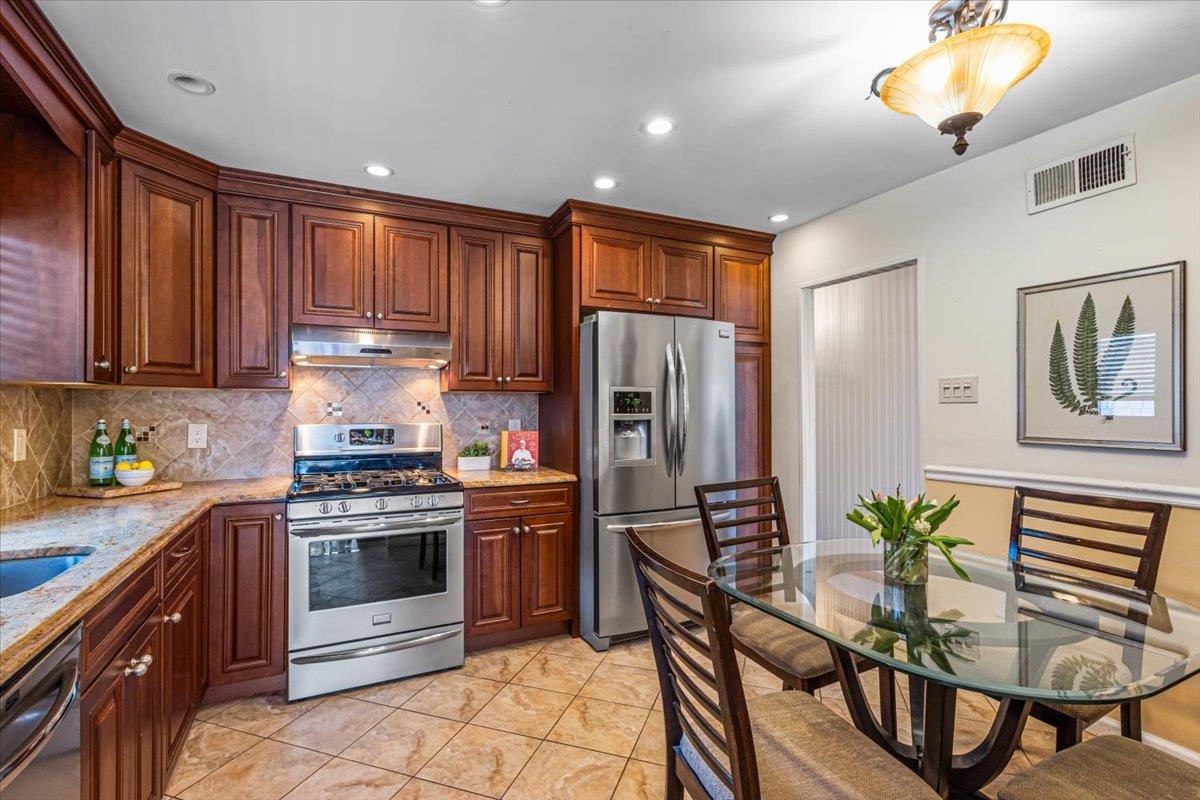 Single Family 164th  Queens, NY 11414, MLS-842559-11