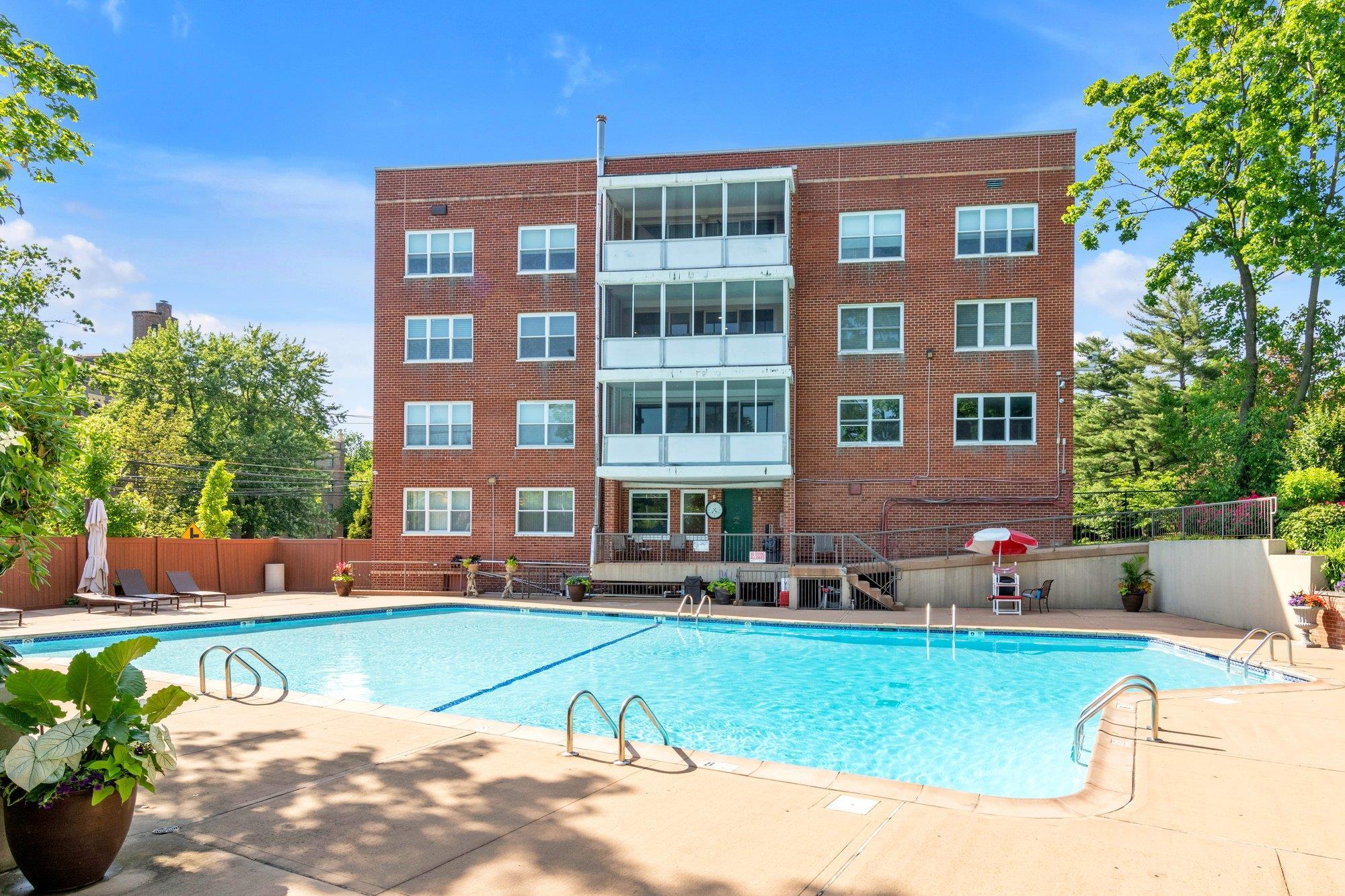 Coop Kensington Gate  Nassau County, NY 11021, MLS-842560-20