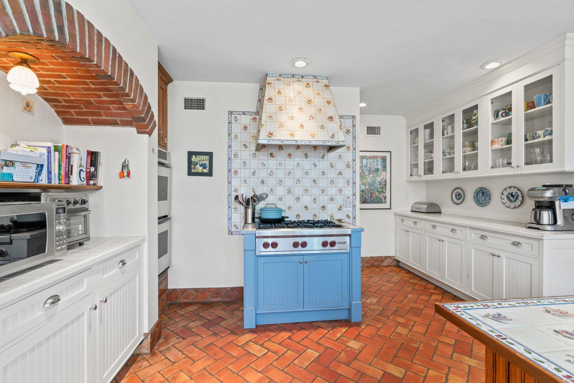 Single Family Wincoma  Suffolk County, NY 11743, MLS-842578-16