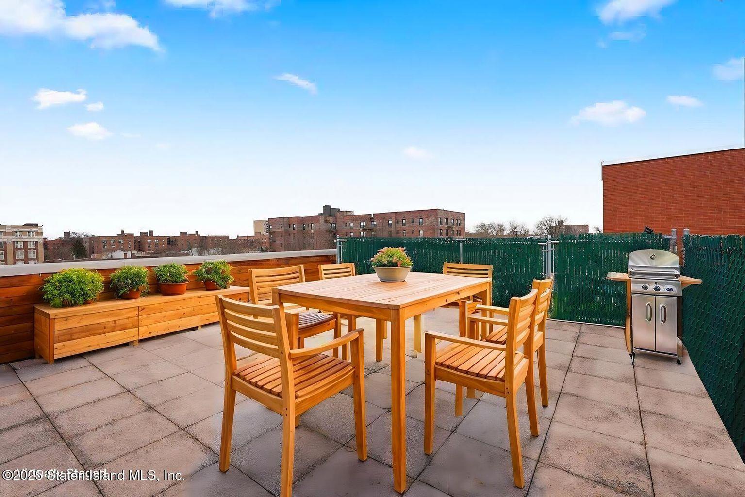Condo Fort Hamilton Pkway  Brooklyn, NY 11218, MLS-842586-17