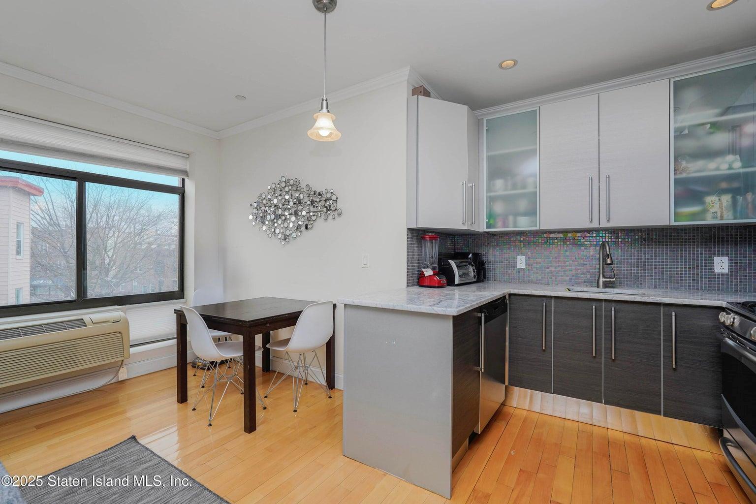 Condo Fort Hamilton Pkway  Brooklyn, NY 11218, MLS-842586-7