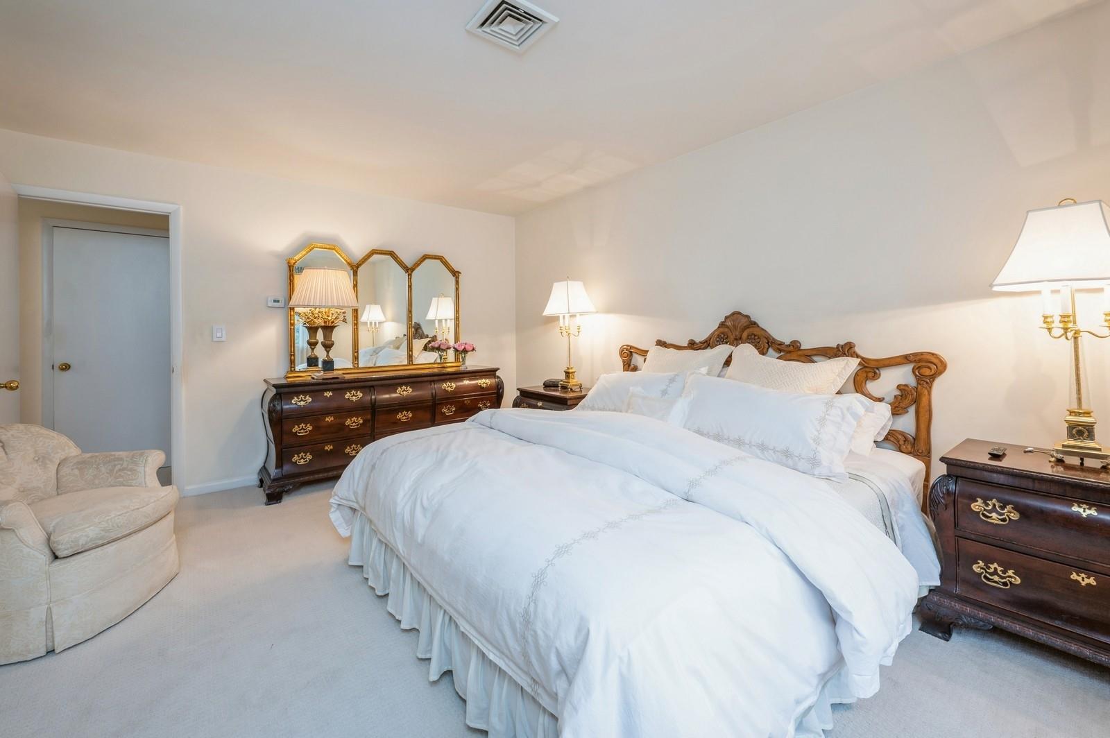 Single Family Greenvale  Westchester County, NY 10583, MLS-842598-17