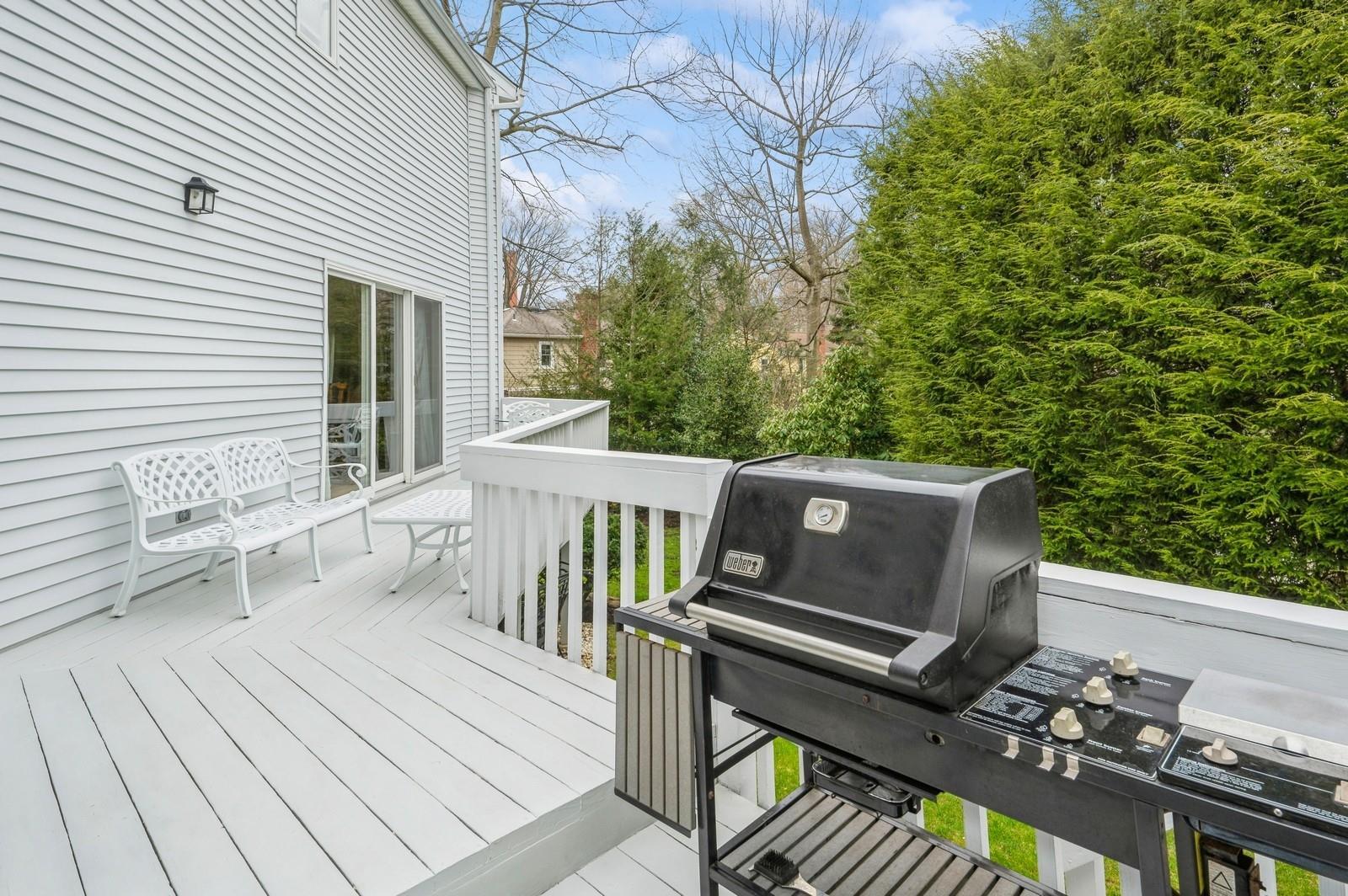 Single Family Greenvale  Westchester County, NY 10583, MLS-842598-24