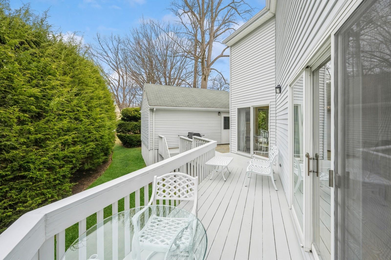 Single Family Greenvale  Westchester County, NY 10583, MLS-842598-27