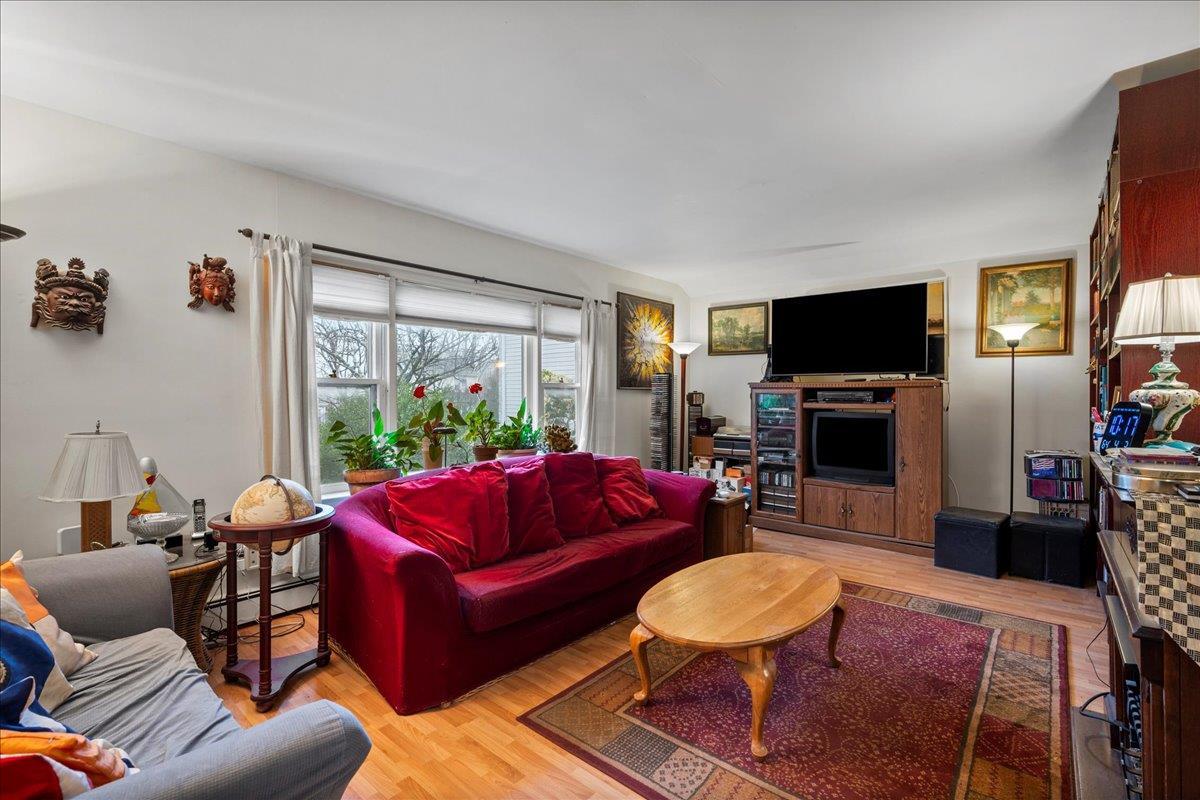 Single Family Davis  Westchester County, NY 10605, MLS-842613-6