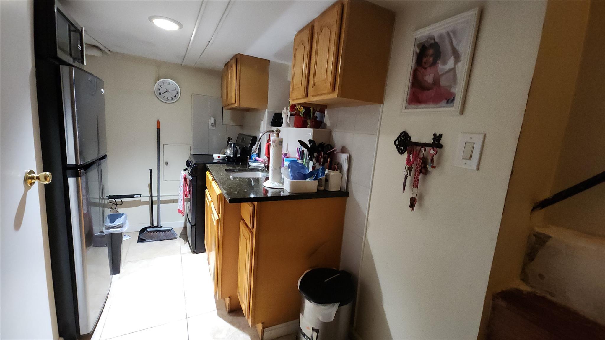 Single Family 41st Rd  Queens, NY 11373, MLS-842615-21