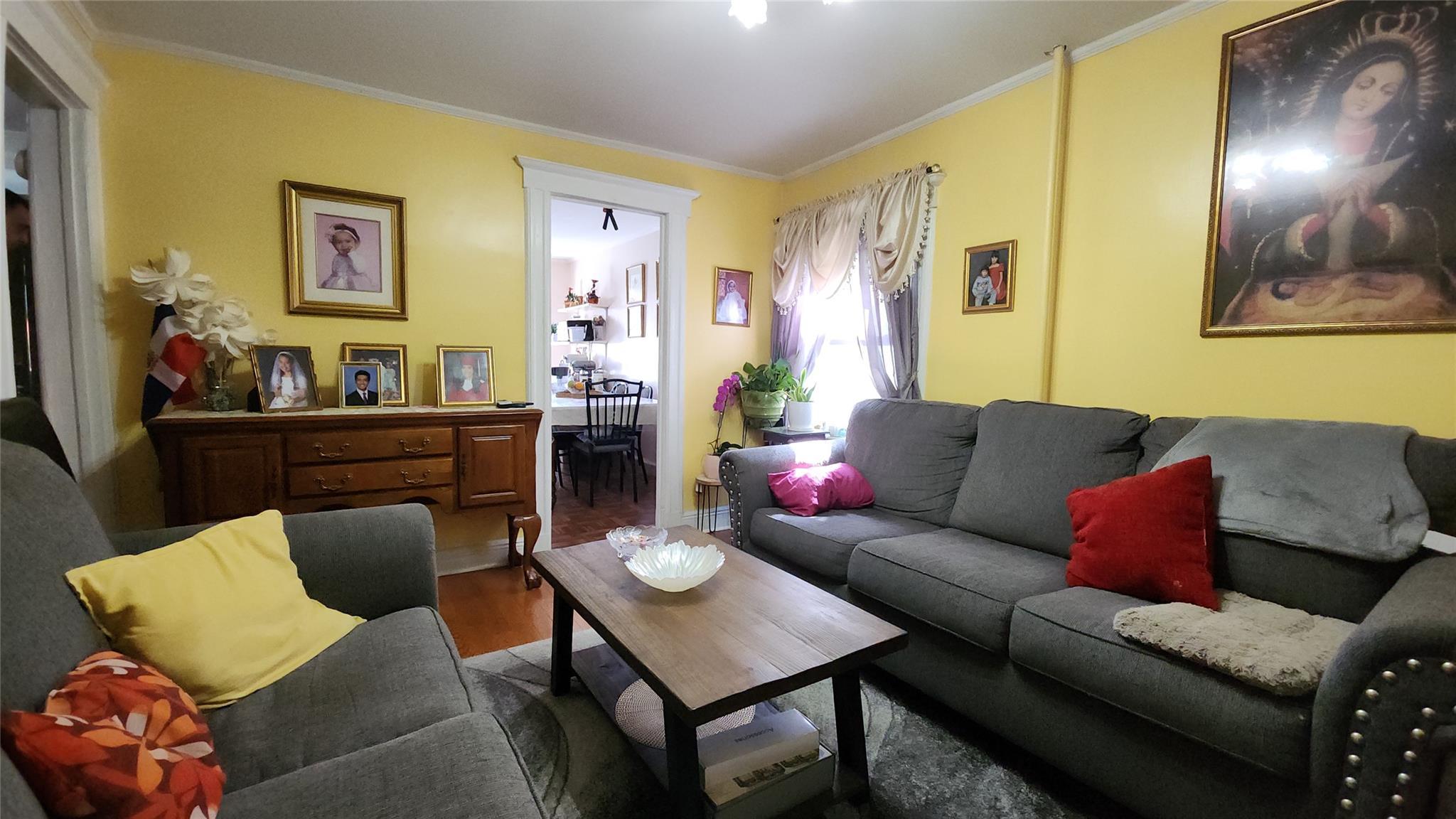 Single Family 41st Rd  Queens, NY 11373, MLS-842615-23