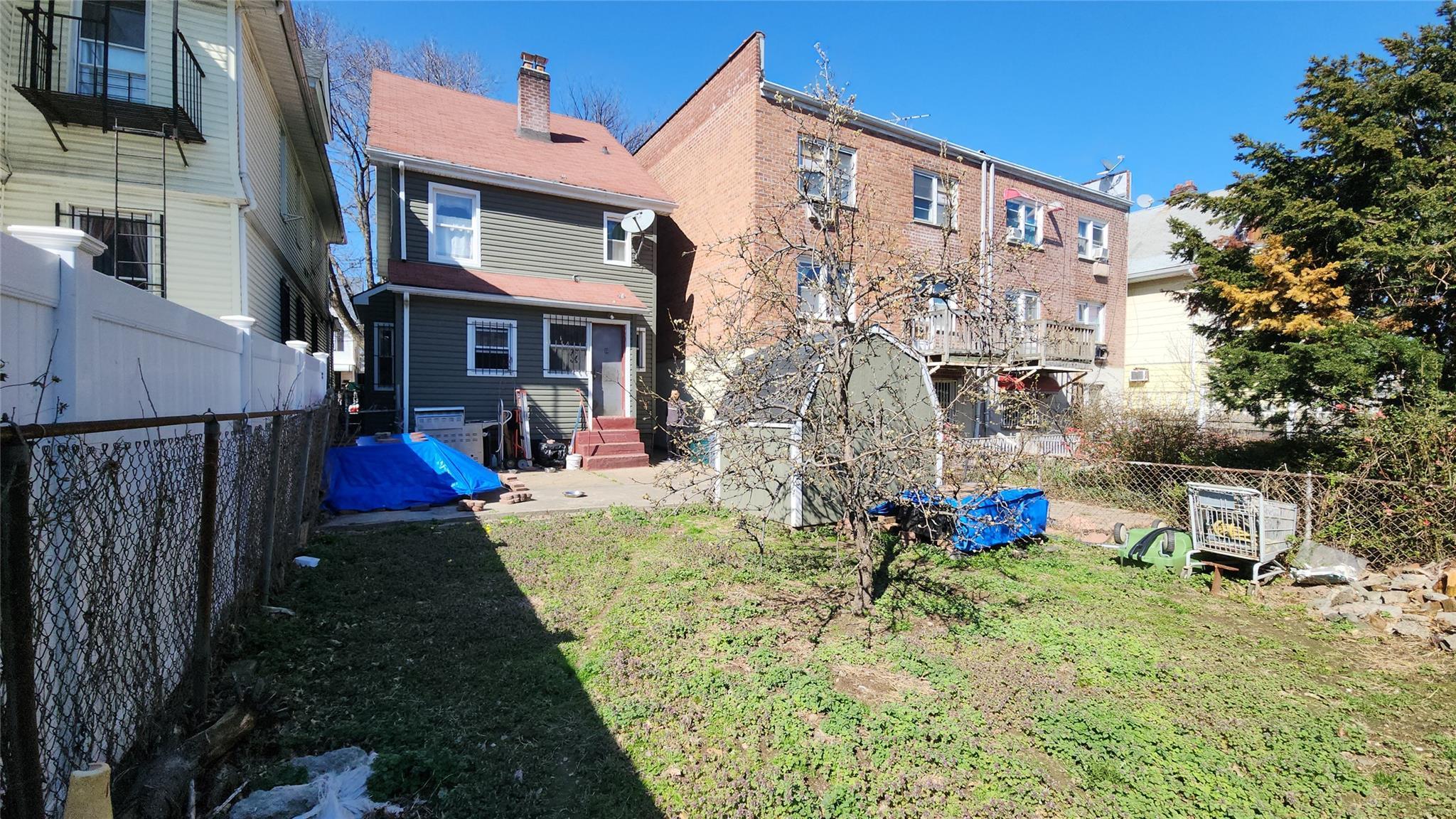 Single Family 41st Rd  Queens, NY 11373, MLS-842615-29