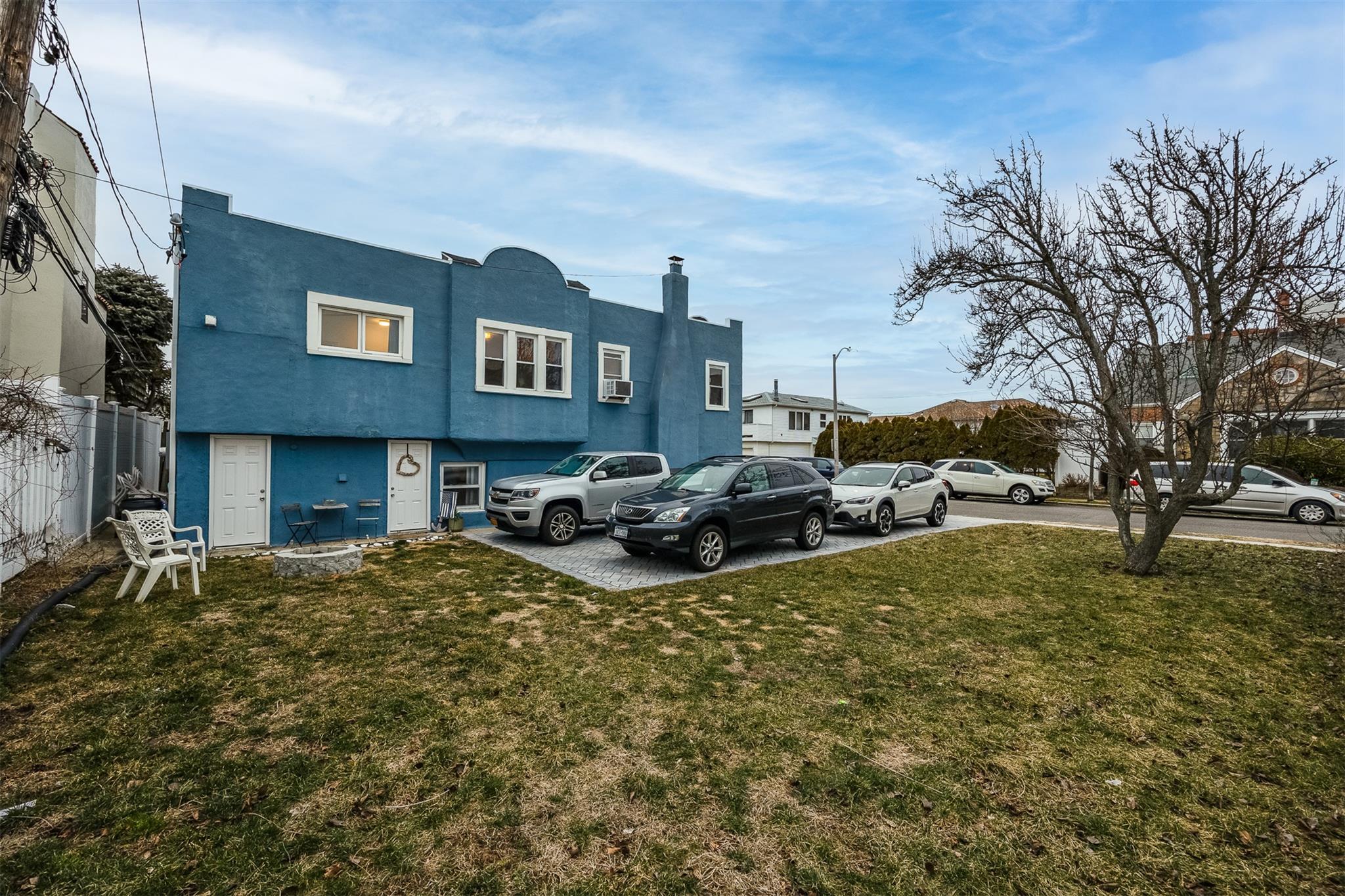 Single Family Mitchell  Nassau County, NY 11561, MLS-842621-25
