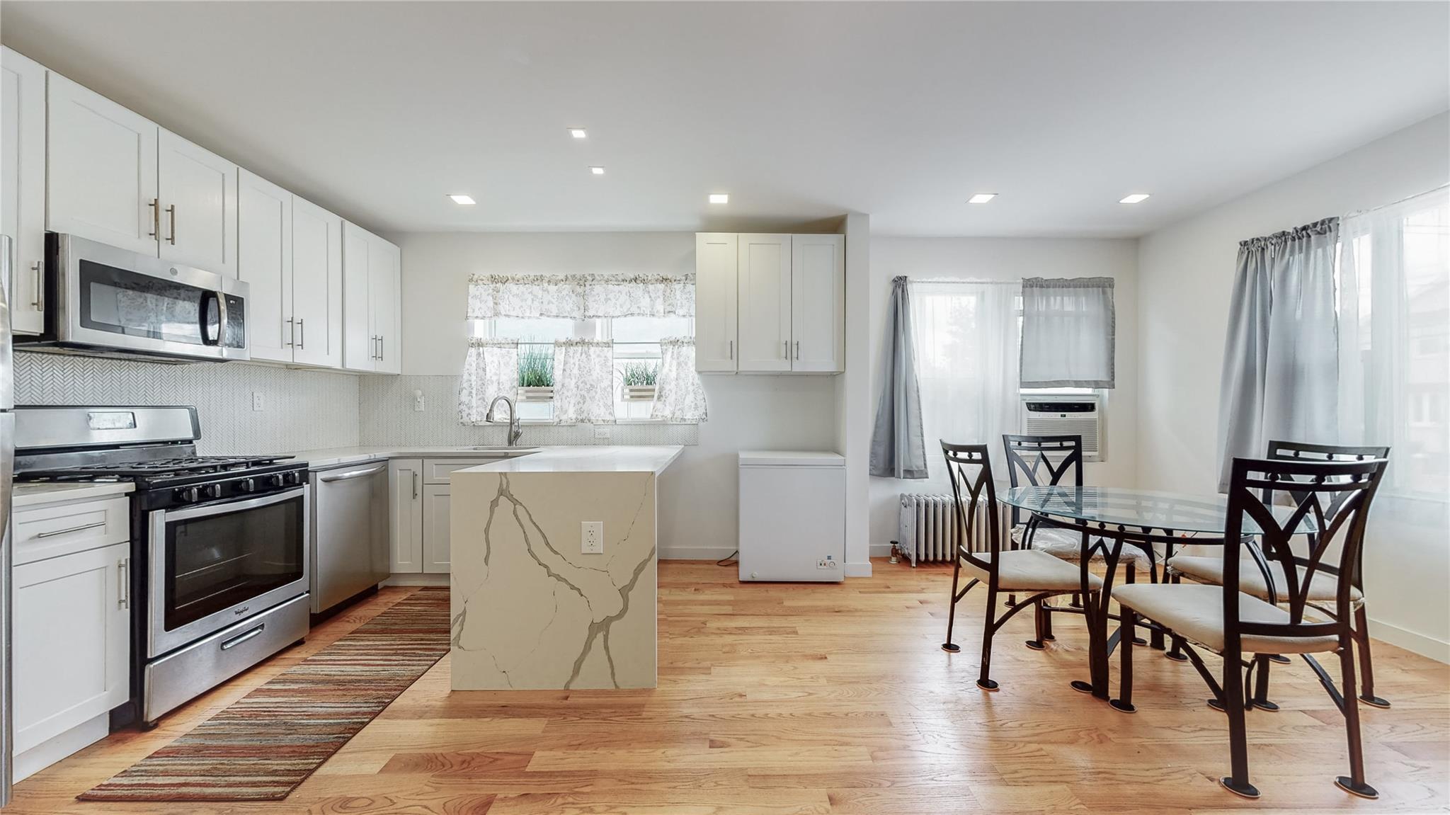Single Family 232nd  Queens, NY 11413, MLS-842629-2