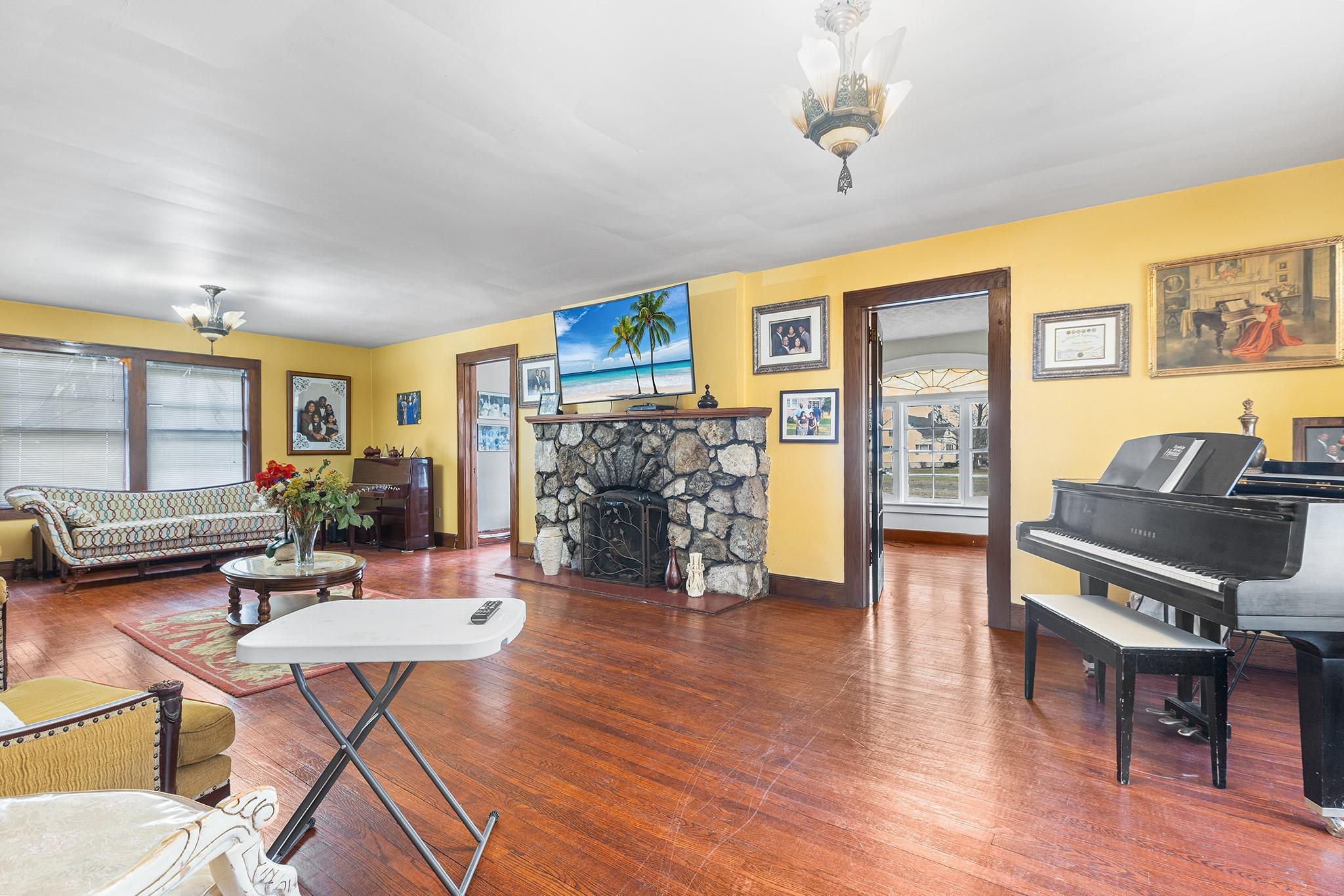 Single Family Main  Orange County, NY 10992, MLS-842641-8
