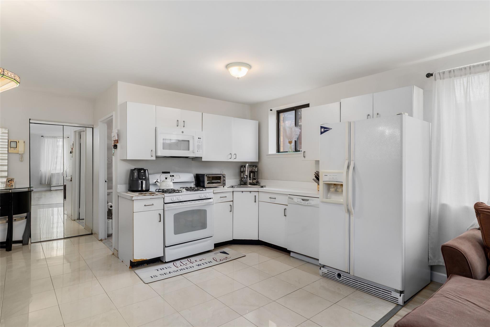 Condo 64th  Brooklyn, NY 11220, MLS-842643-6